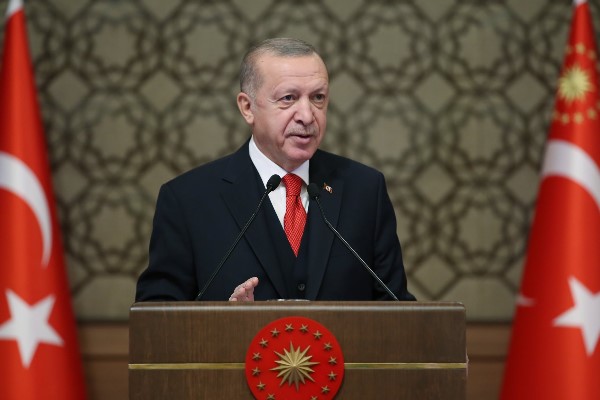 Cumhurbaşkanı Erdoğan: Togg’un T10F modelinin Tip Onay Belgesi’ni verdik