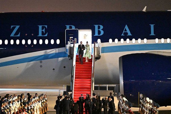 Azerbaycan Cumhurbaşkanı Aliyev Çin’e gitti