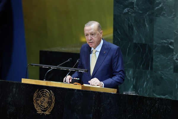Cumhurbaşkanı Erdoğan:Biz toplantı halindeyken dahi Gazze'de şu anda siviller katlediliyor