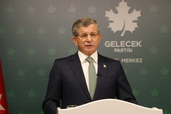 Davutoğlu’ndan Özgür Özel’e tebrik mesajı