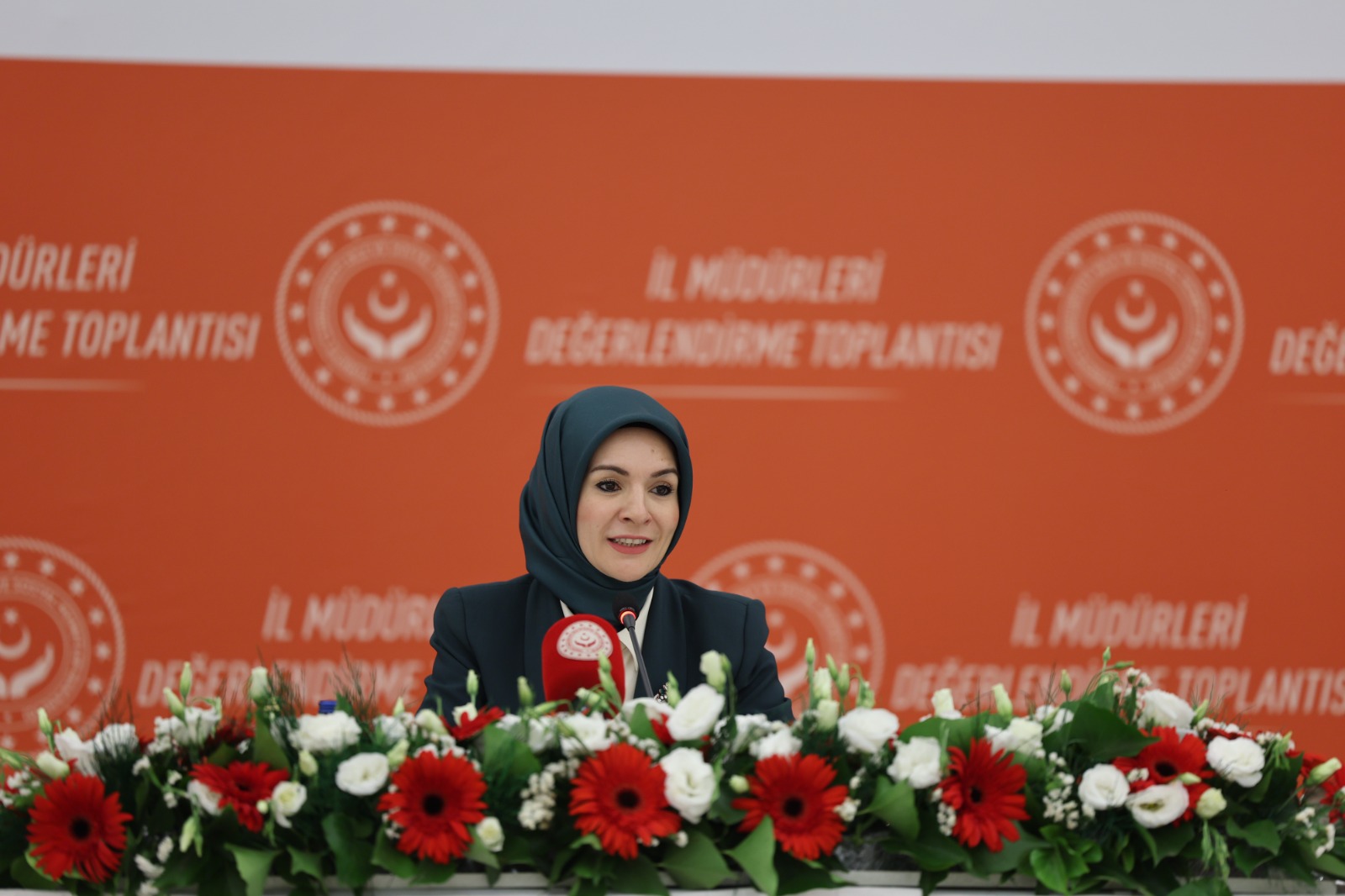 Bakan Göktaş, Kadın Hizmetleri Bölgesel İstişare Toplantısı'na katıldı