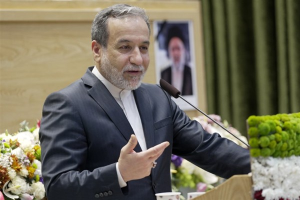 İran Dışişleri Bakanı Araghchi, Myanmarlı mevkidaşı ile görüştü