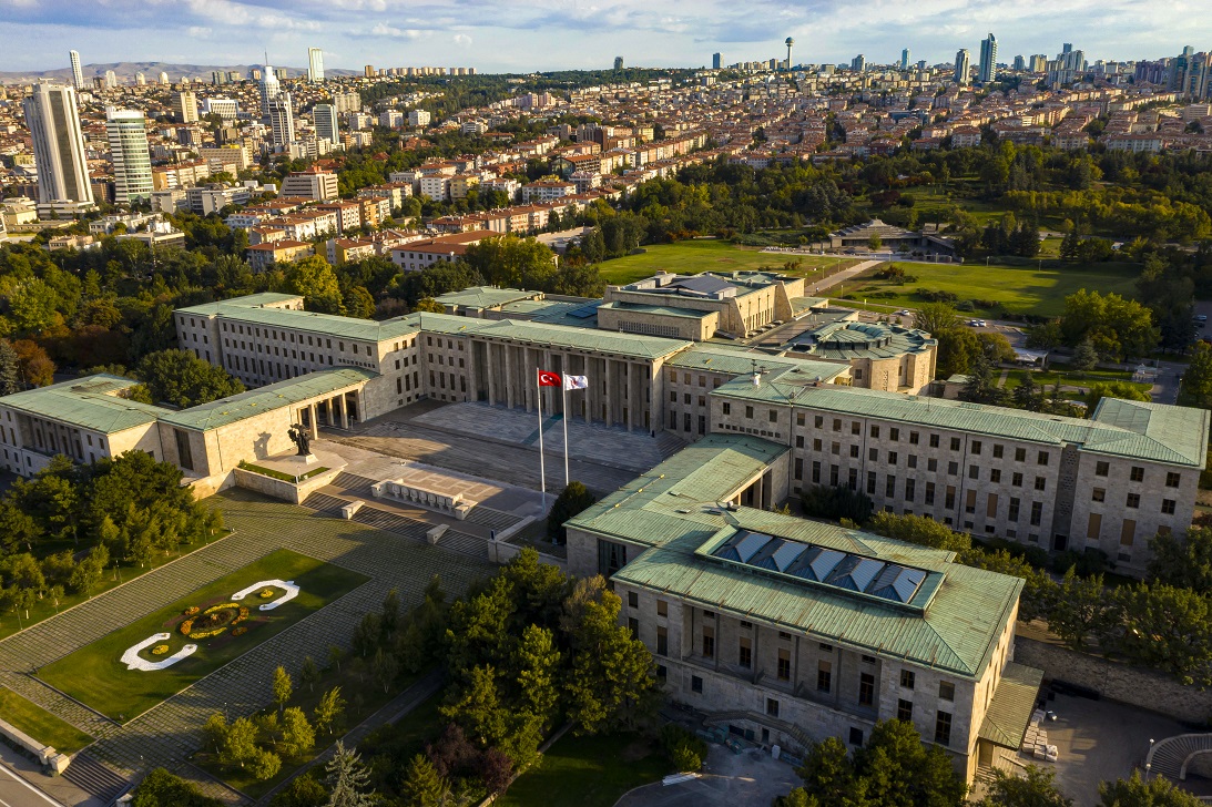 Kuzey Kıbrıs Türk Cumhuriyeti muhtarları Şeref Holü'nde ağırlandı