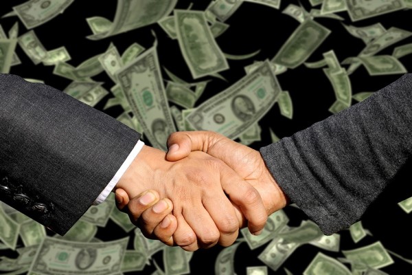 Rönesans Gayrimenkul'ün yaptığı pay devir sözleşmeleri