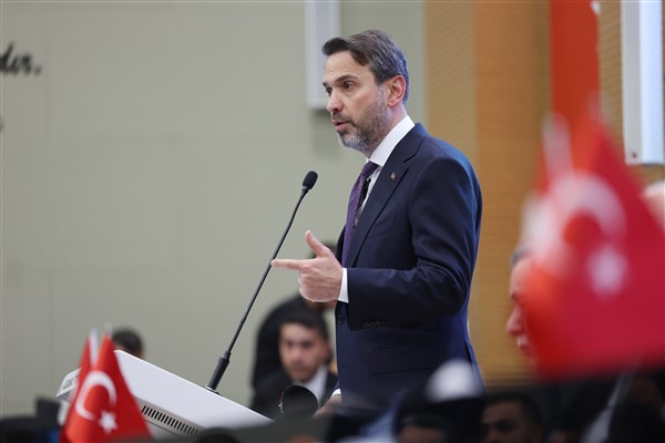 Bakan Bayraktar, Cumhurbaşkanı Erdoğan ve Pakistan Başbakanı Şerif'in görüşmesine katıldı