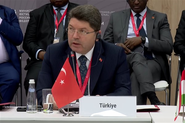 Bakan Tunç: Ülkemize ve milletimize hizmet etmeyi kesintisiz sürdüreceğiz