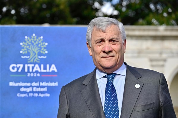 İtalya Dışişleri Bakanı Tajani’den Manchester’daki saldırıya kınama