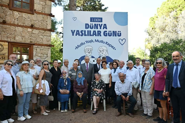 Kepez’de “Mutlu Yaşlı, Mutlu Kepez” etkinliği
