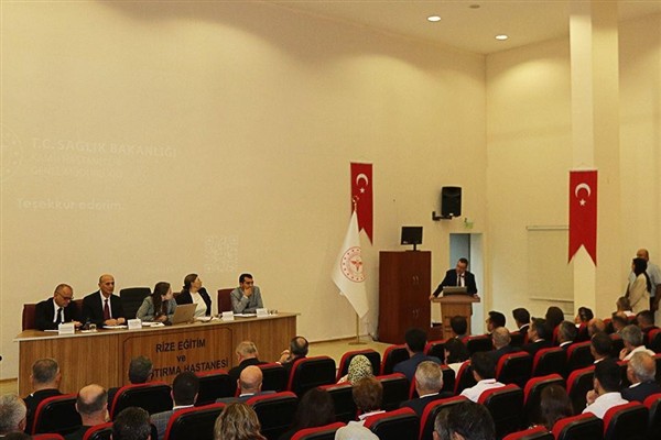 Sağlık Bakanlığı Kamu Hastaneleri Genel Müdürlüğünden Rize'ye ziyaret